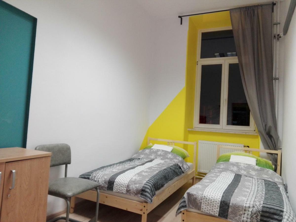 Lulu Hostel Lublin Buitenkant foto