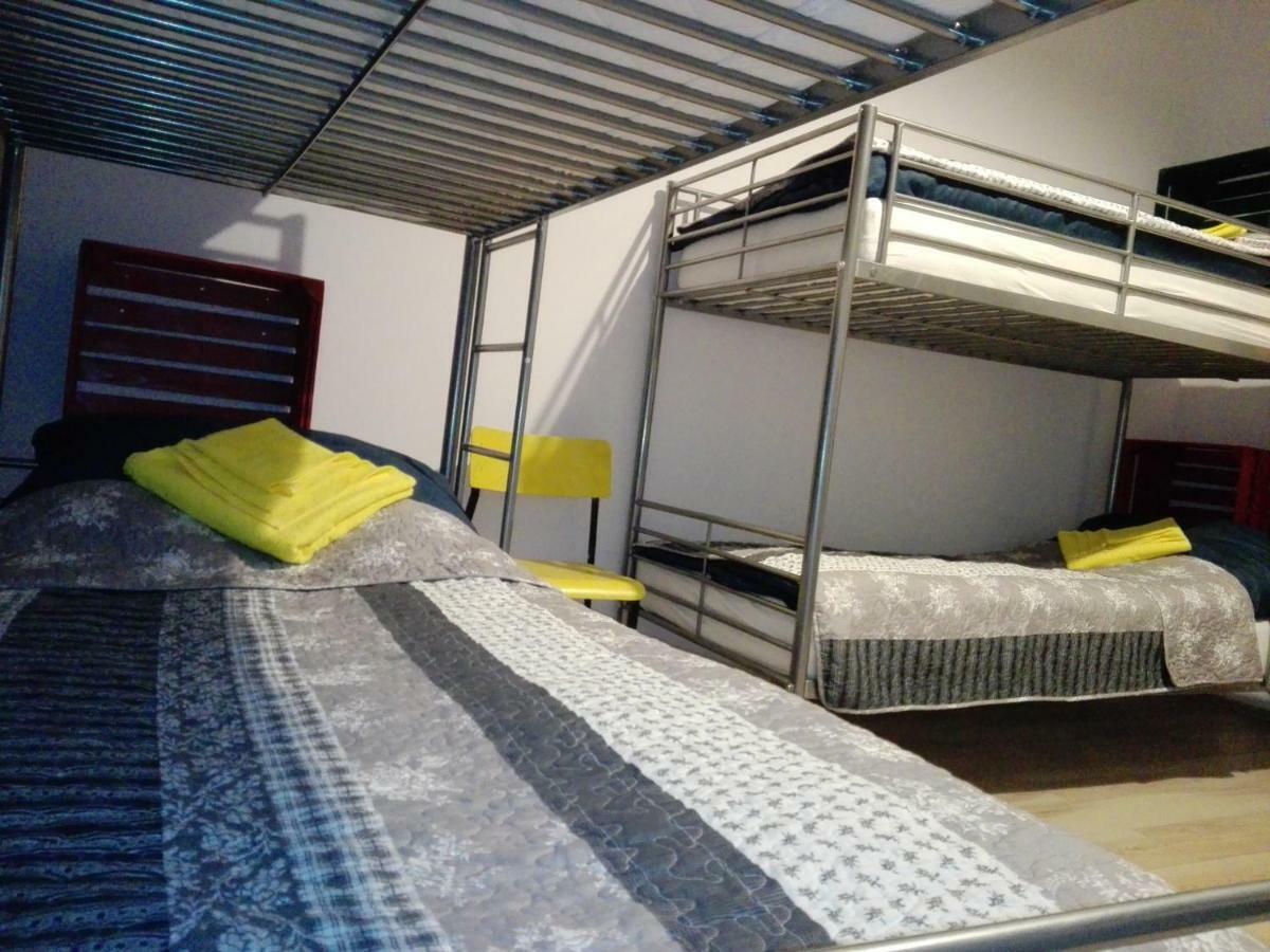 Lulu Hostel Lublin Buitenkant foto