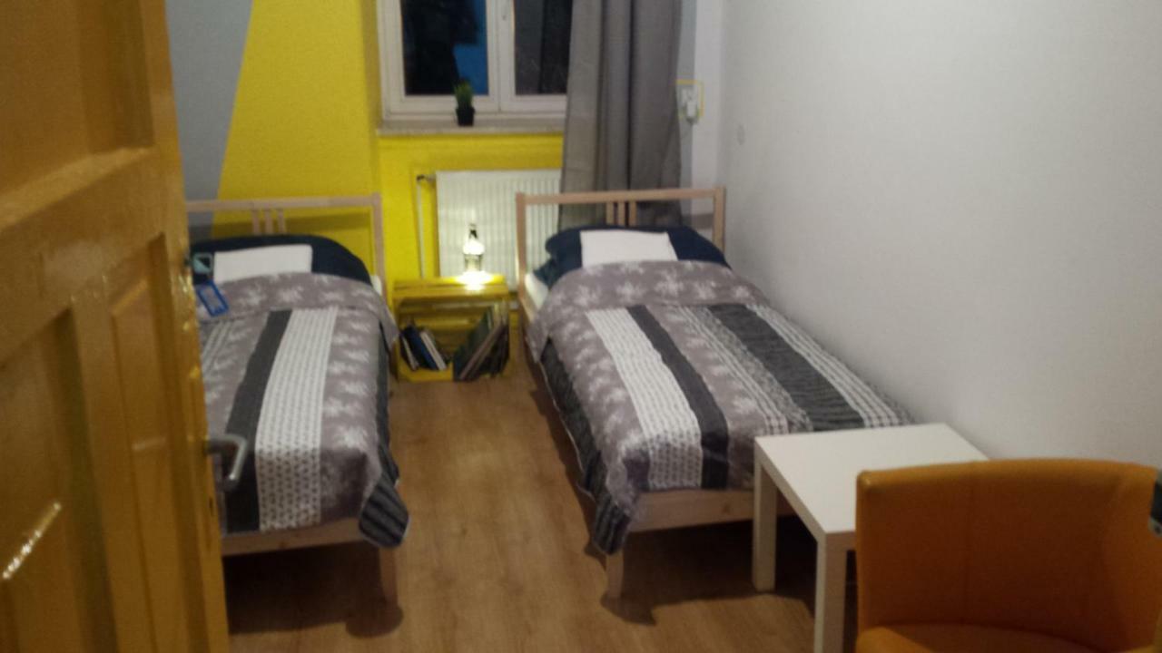 Lulu Hostel Lublin Buitenkant foto