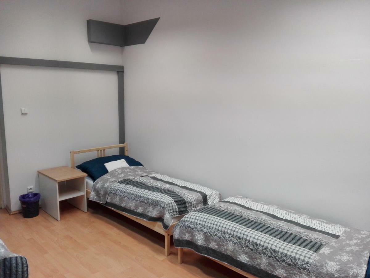 Lulu Hostel Lublin Buitenkant foto